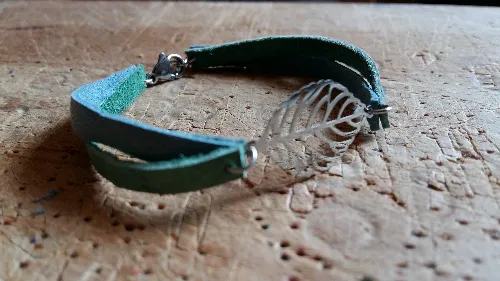 Bracelet en cuir Feuille