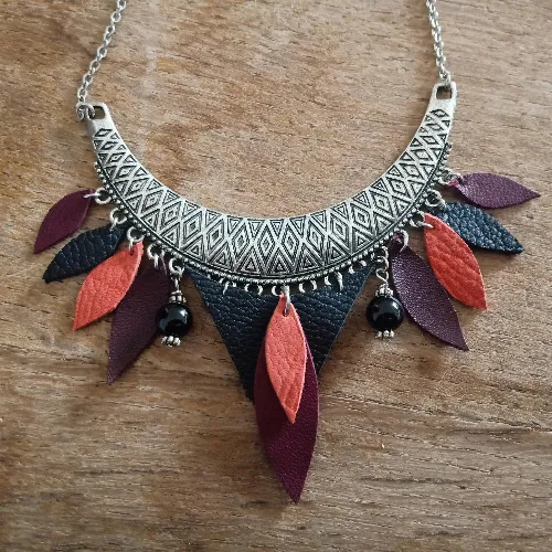Collier Azt&egrave;que Noir/Violet/Saumon